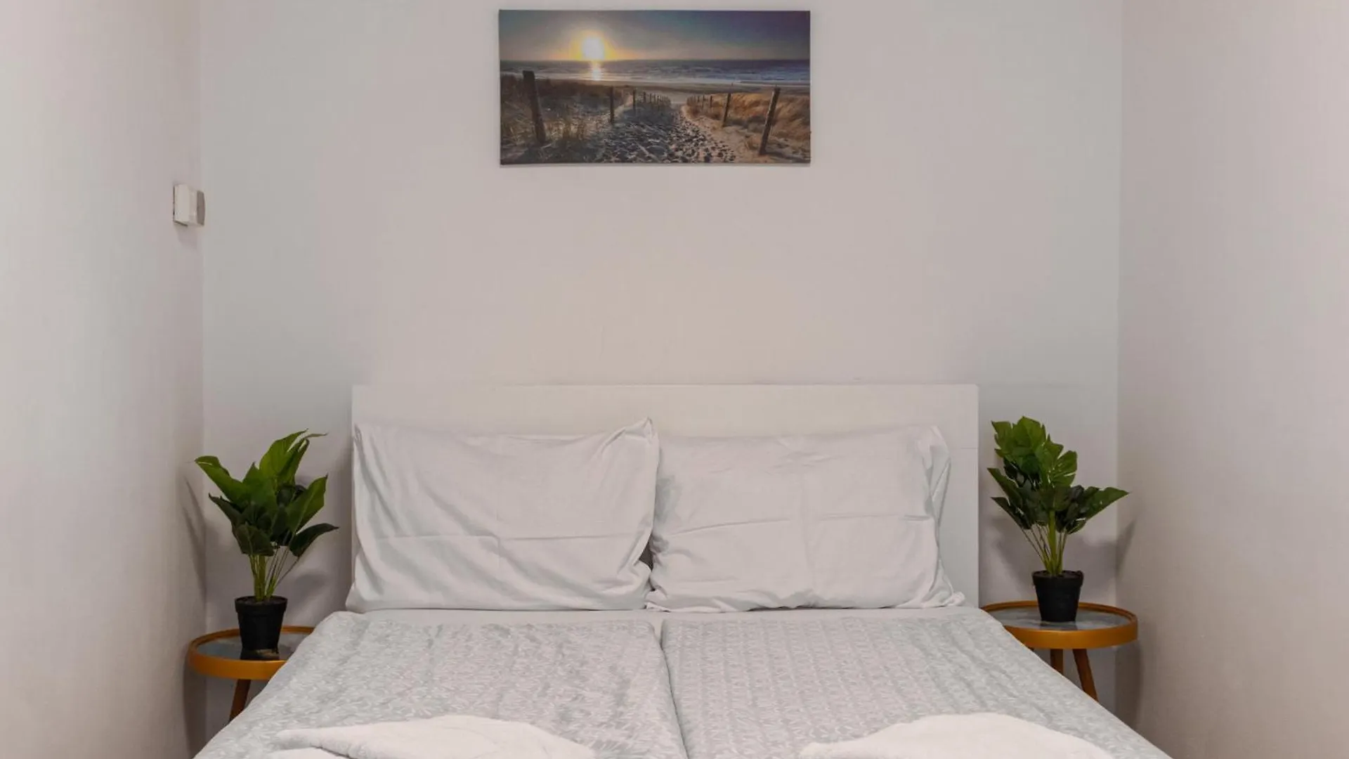 Convenient 3Br Near Danube & Millenium Tower Apartment Vienna