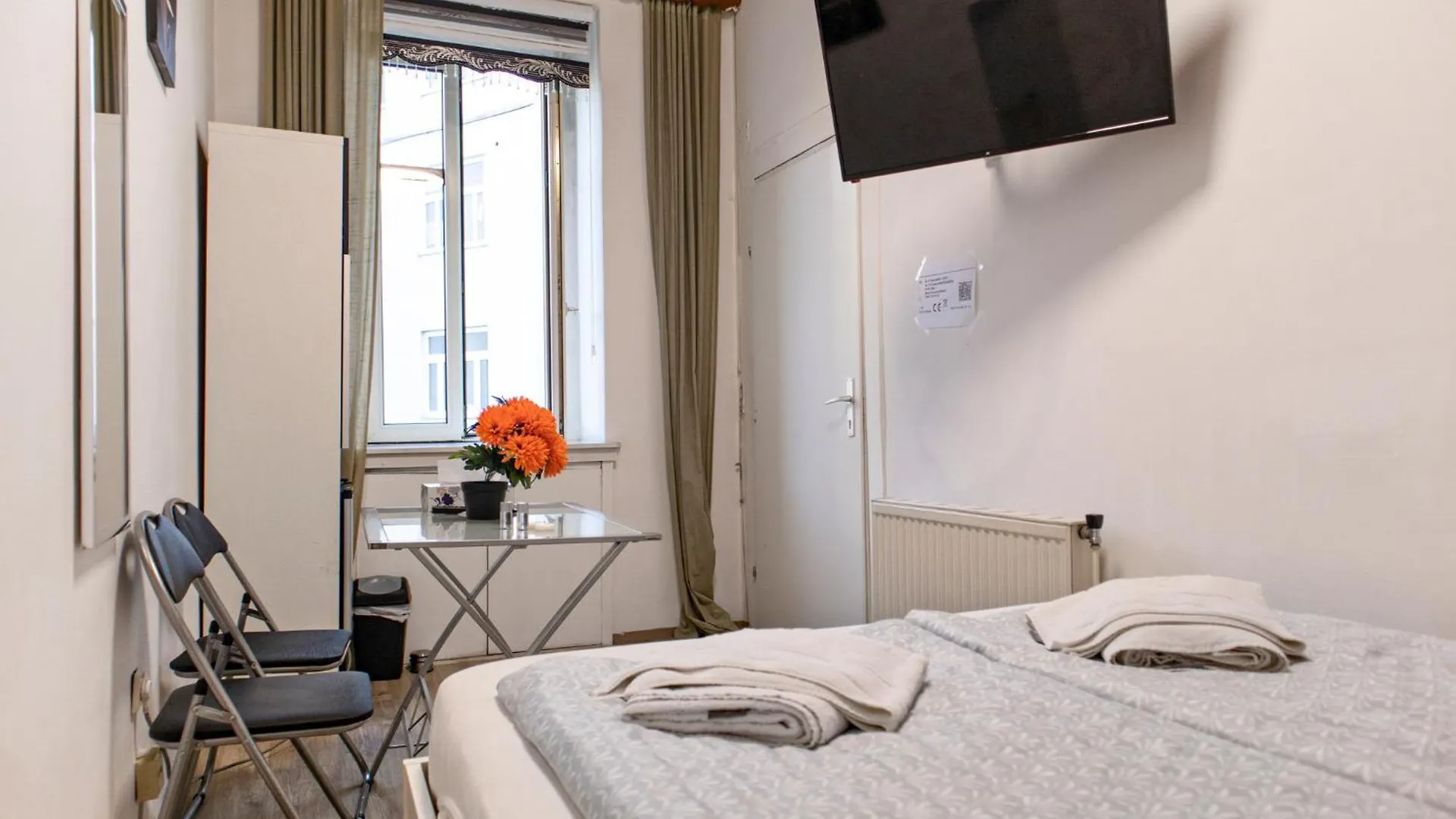 Convenient 3Br Near Danube & Millenium Tower Apartment Vienna