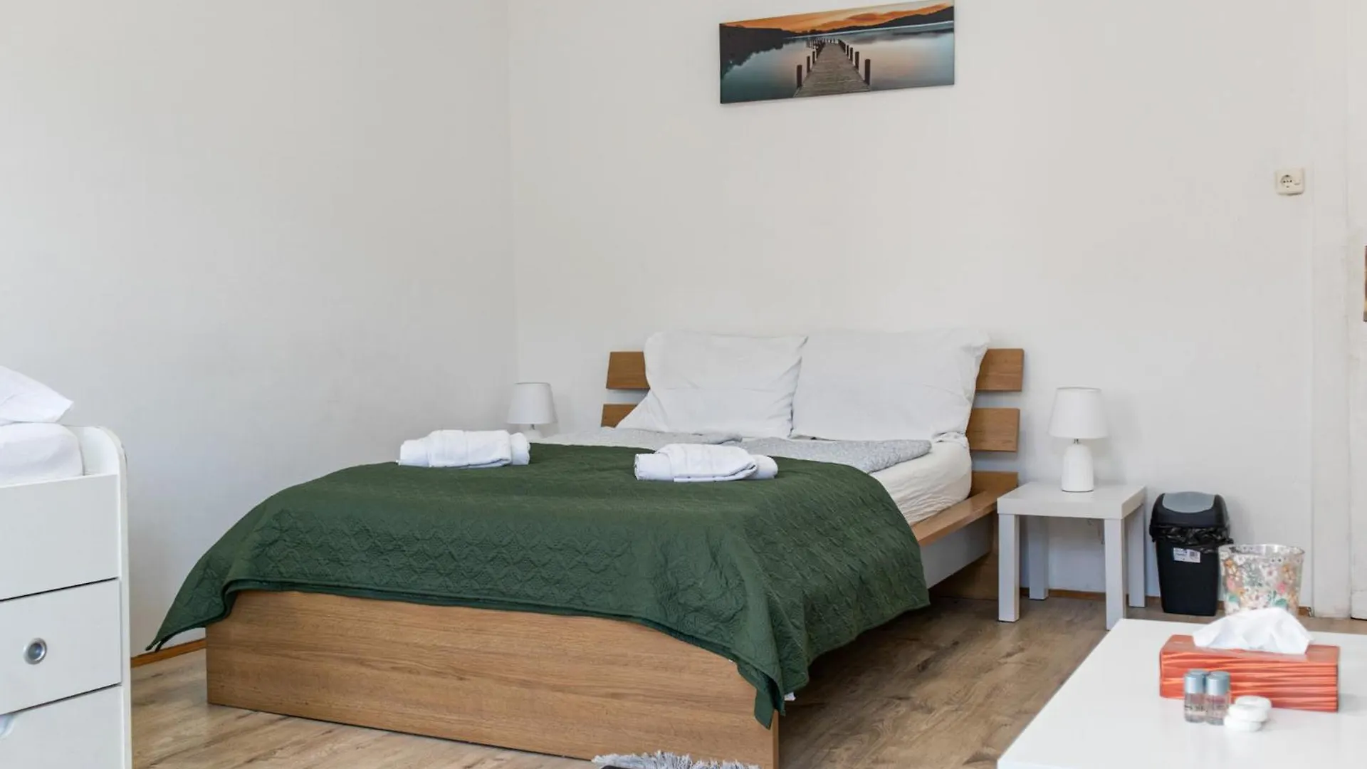 Convenient 3Br Near Danube & Millenium Tower Apartment Vienna 0*,